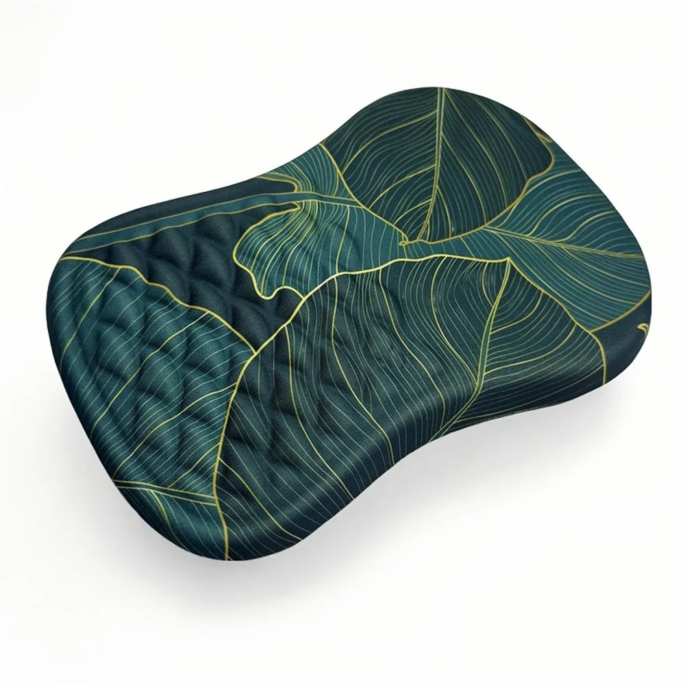 Ergonomic wrist rest showing product weight and portability